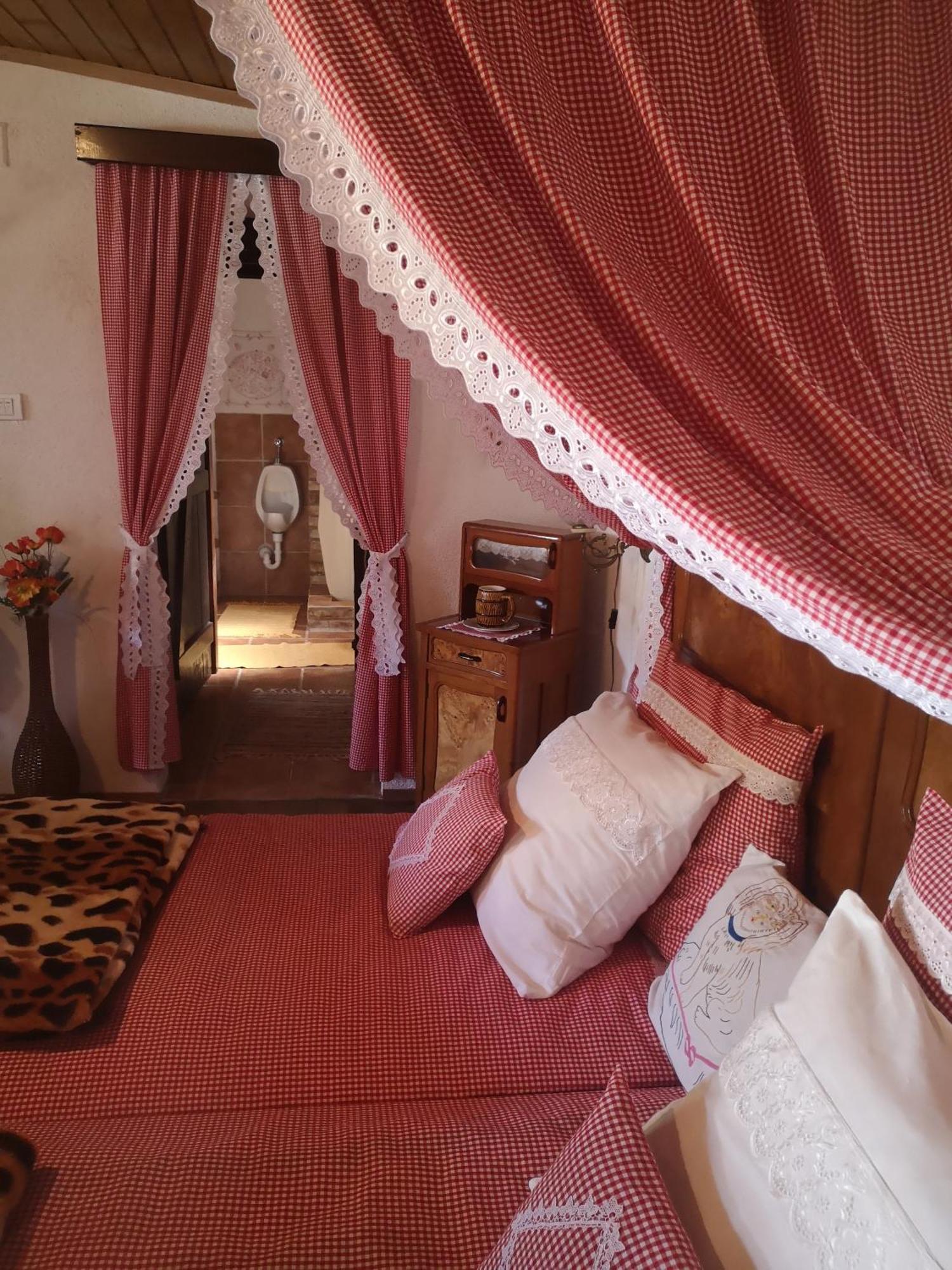Apartments Bakine Carolije Karanac Zewnętrze zdjęcie