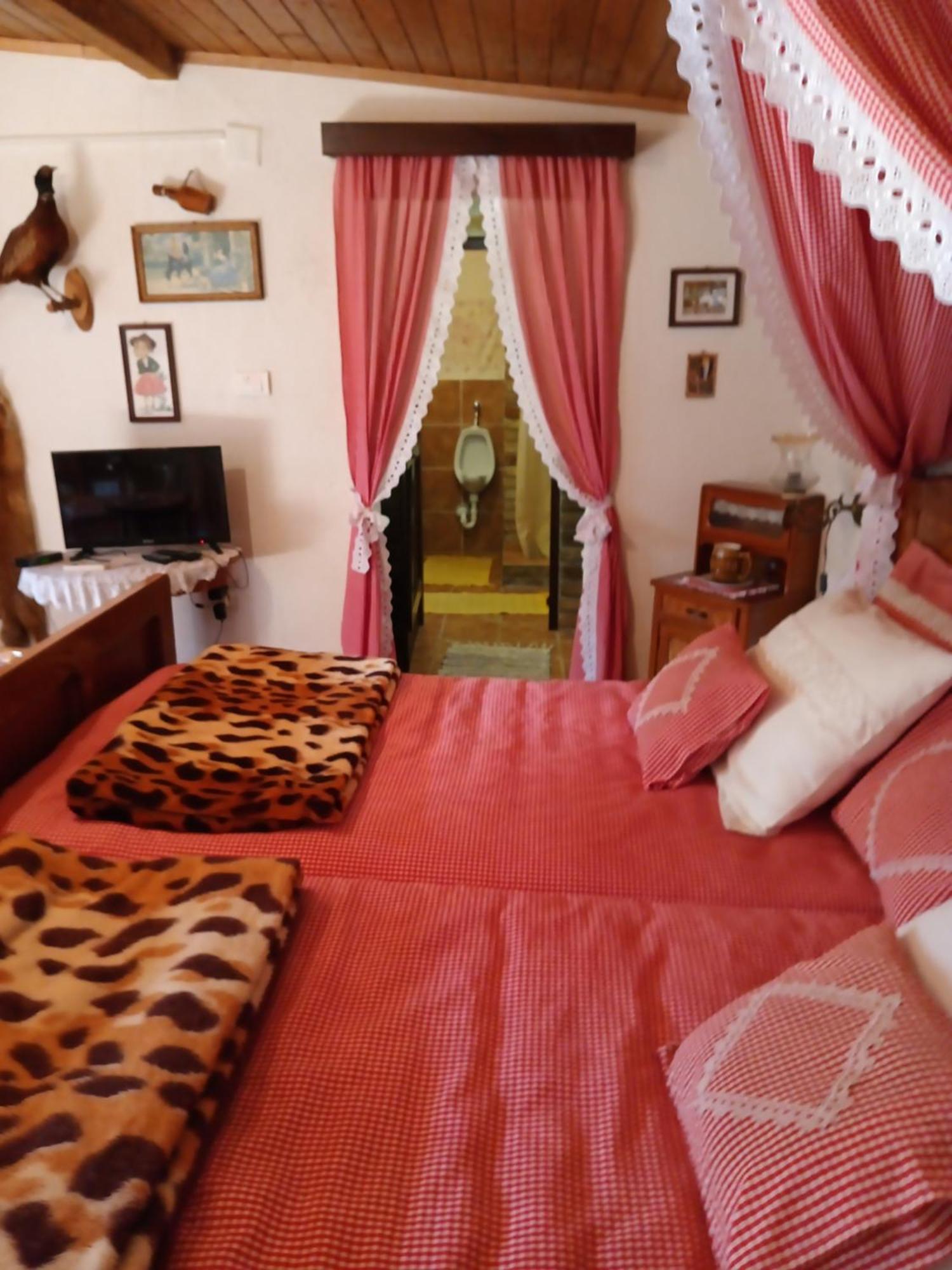 Apartments Bakine Carolije Karanac Zewnętrze zdjęcie